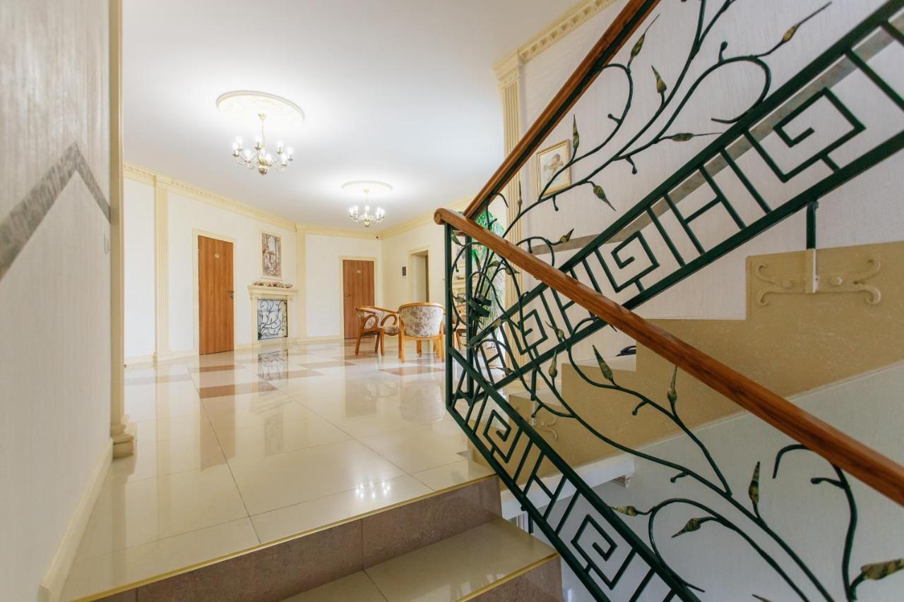 Hermes Resort Hotel With Medical Treatment Truskavets Exterior foto